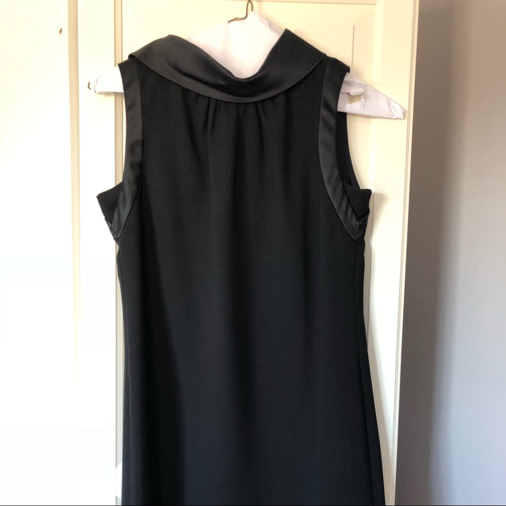 Satin Colar Vera Wang LDB